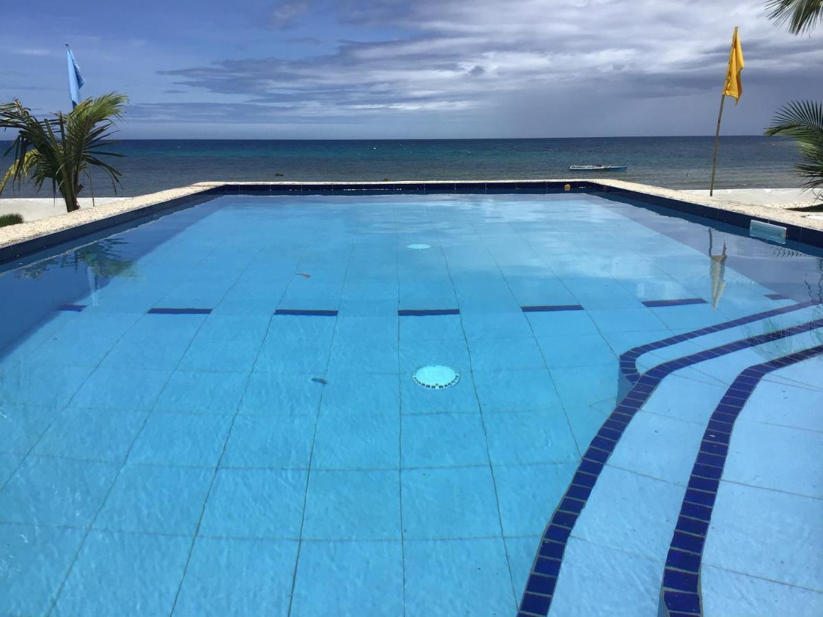 Bamboobeachvilla1 Ac New Oceanfront Pool Sunsetview Garden Kitchen Satellite Starlink Wi-Fi Dimiao Exterior photo